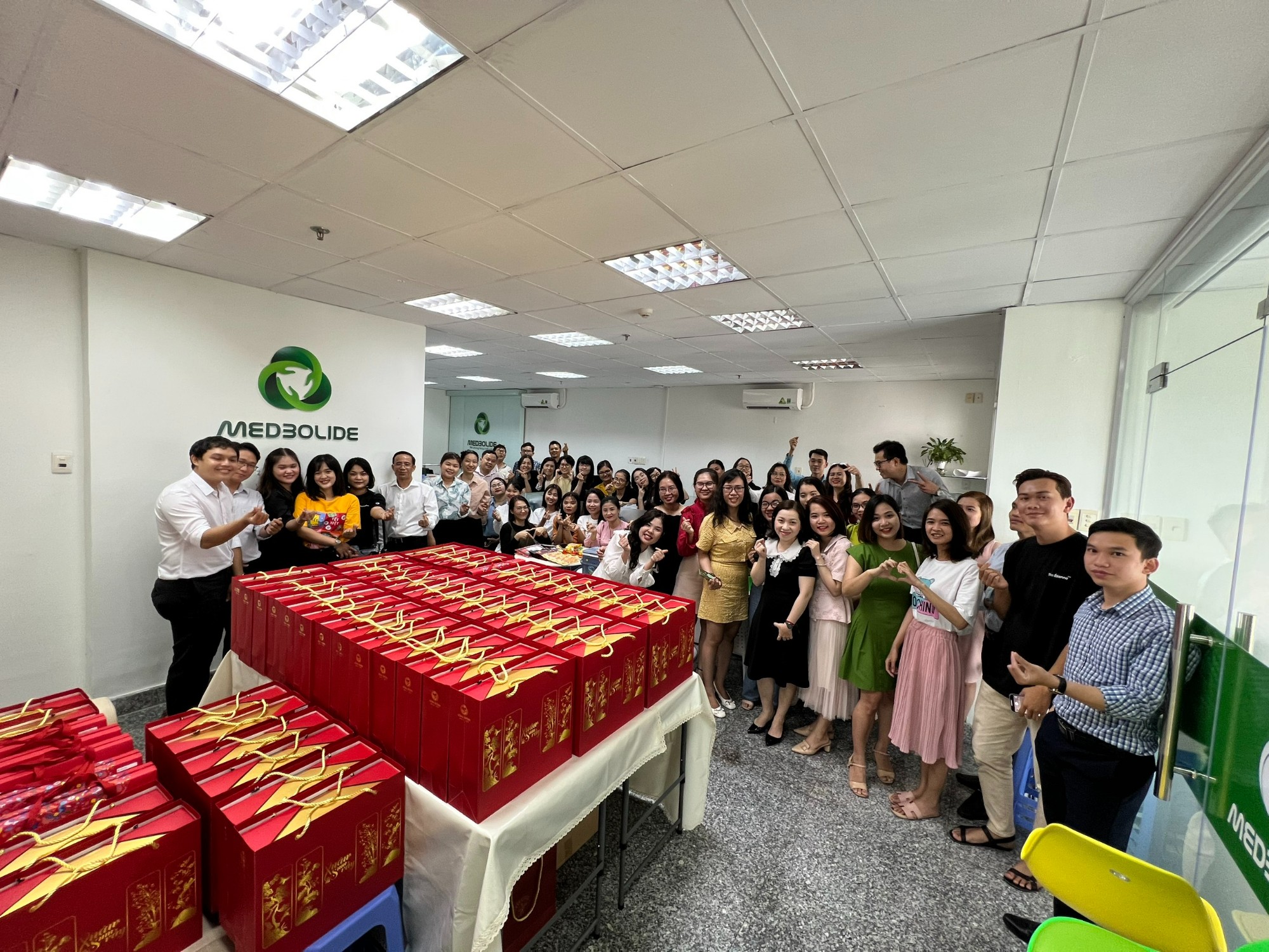 MEDBOLIDE GIFTS FOR EMPLOYEES - LUNAR NEW YEAR 2023!